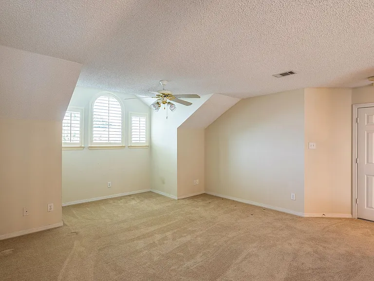1304 Pagewynne Dr — Photo 31