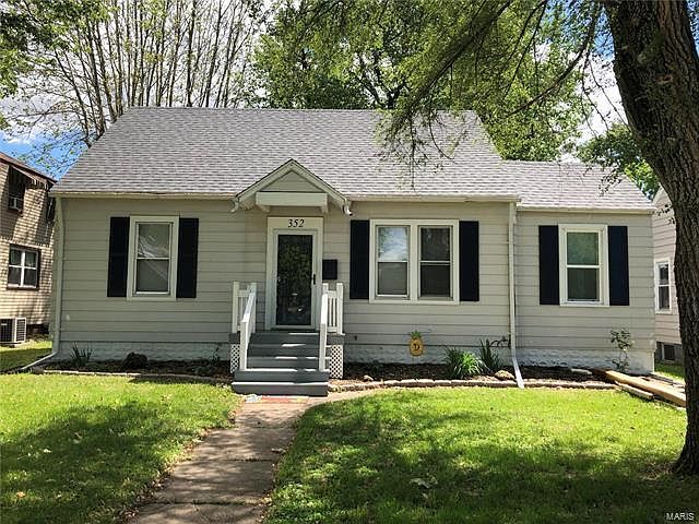 1st image of 352 E Jennings Ave