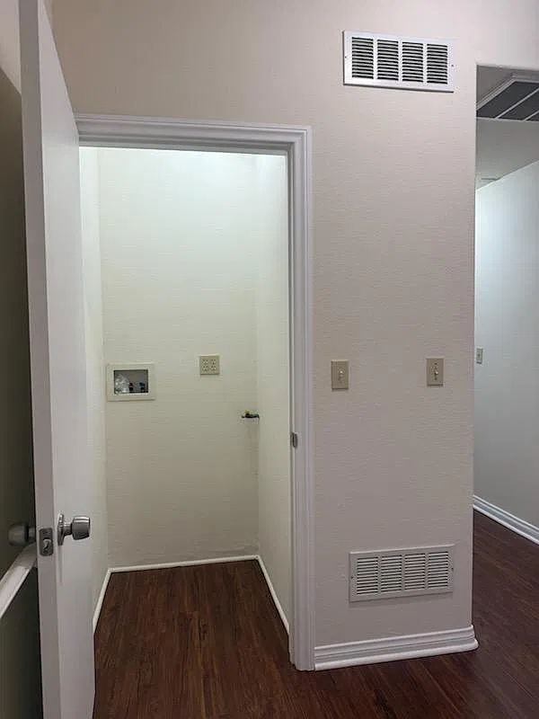 2 bed, 1100 sqft, $2,495 — Photo 2