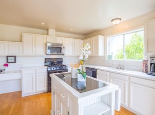 823 Cresta Vista Way, Aptos, CA 95003