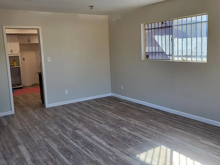 664 Palo Verde Dr — Photo 3