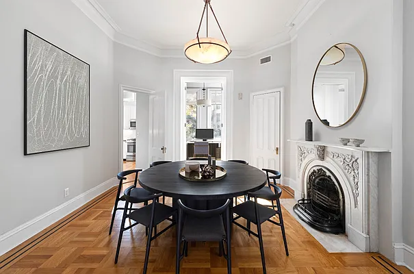Rented by Metropolitan Property Group | media 7