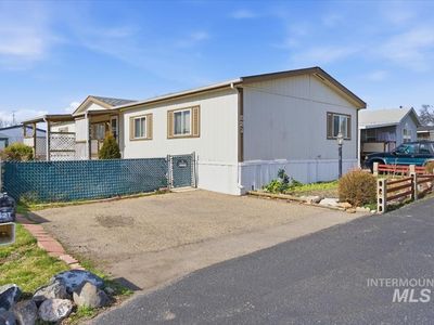 521 River Valley St, Nampa, ID, 83687