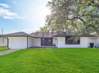 36 17th Ave N, Texas City, TX 77590