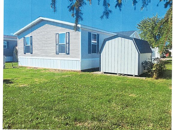 Exterior Image-5-FOUR SEASONS 2 Lakeview Meadows