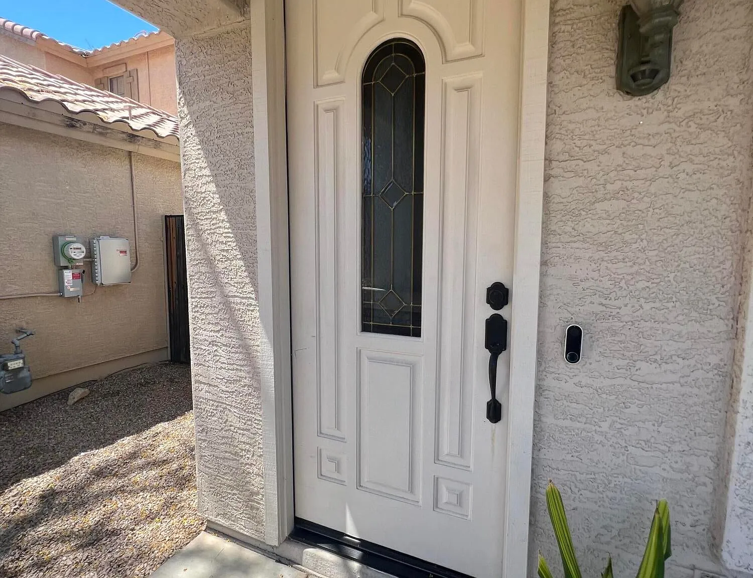3 bed, 2.5 bath, 1765 sqft, $2,500 — Photo 2