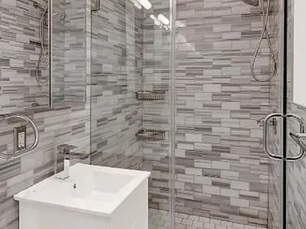 410 East 13th Street image 5 of 7