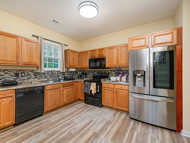 3605 Cold Harbour Dr — Photo 11