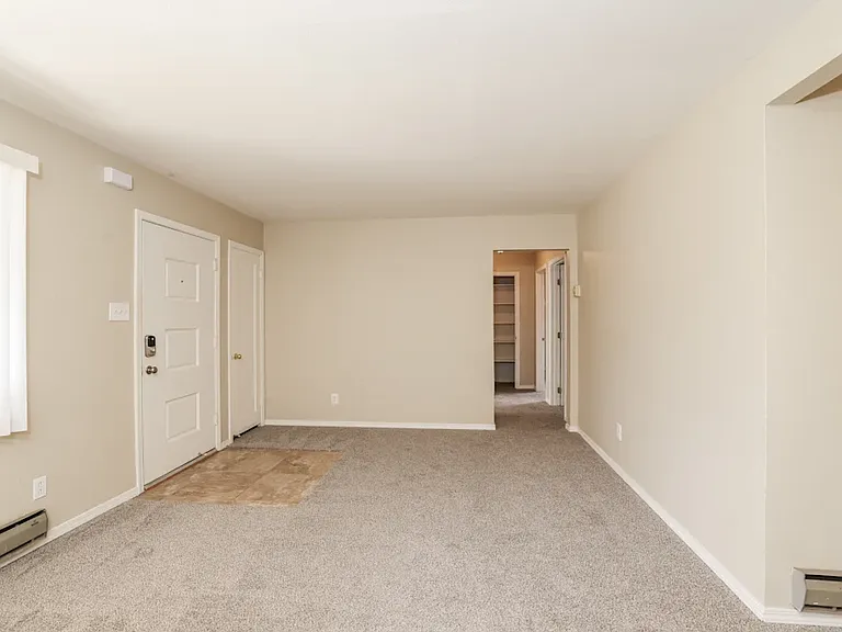 290 Bart Ave — Photo 8
