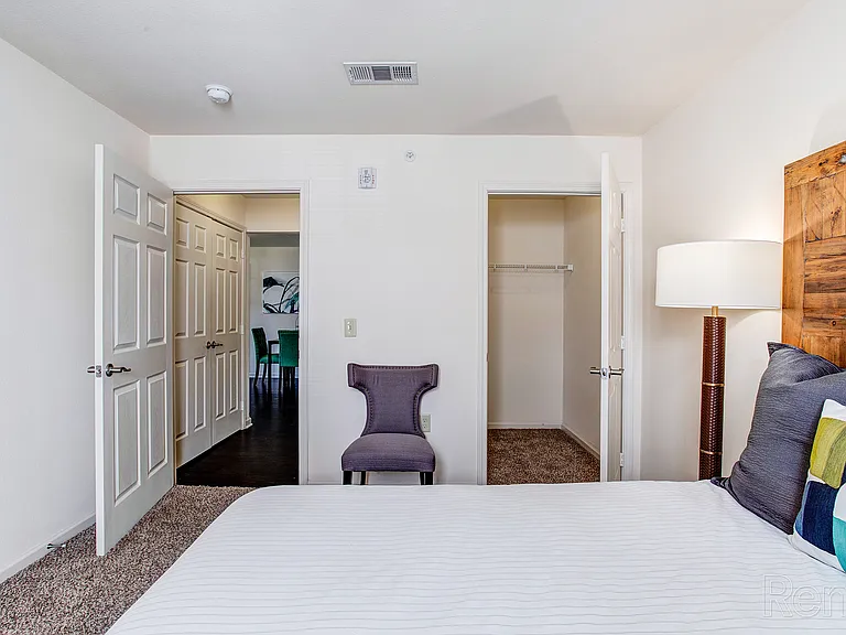 Glenrock Apartments — Photo 49