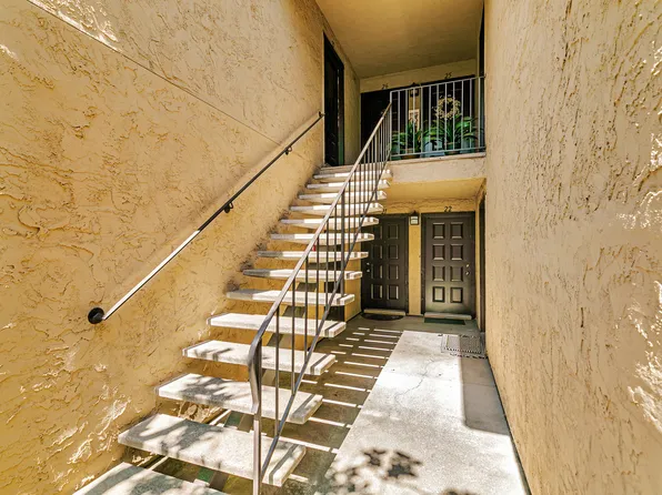 Santana Place, 1850 Pruneridge Ave #5bcc7428a, Santa Clara, CA 95050