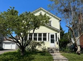 35 Fairlawn St, West Hartford, CT 06119