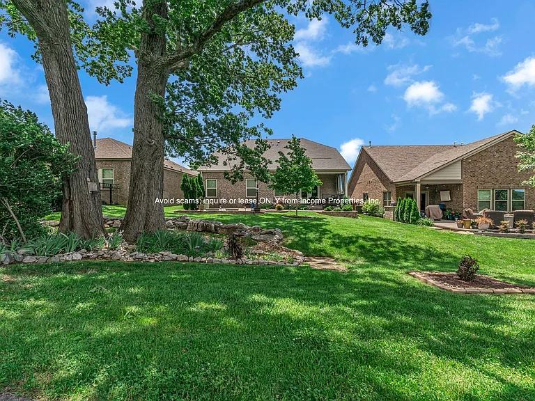 4937 Riverbank Dr — Photo 39