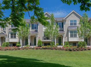 301 S Northwest Hwy UNIT 1, Park Ridge, IL 60068