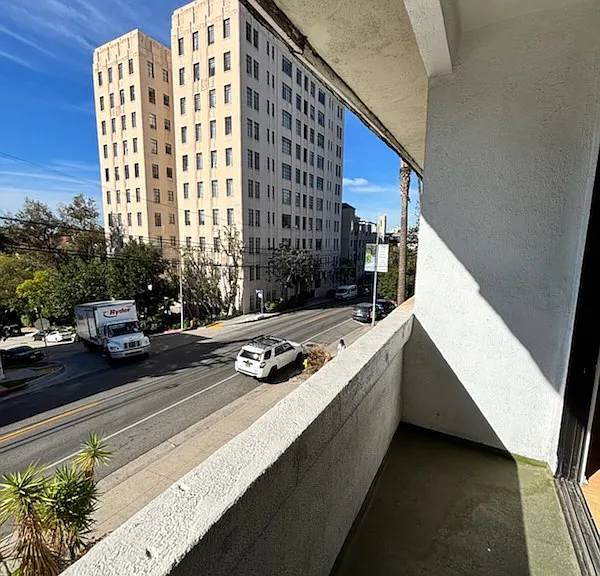 6637 Franklin Ave #8 — Photo 6