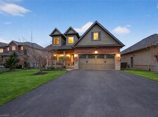 17 Heathcote Ct, Grimsby, ON L3M 0A6