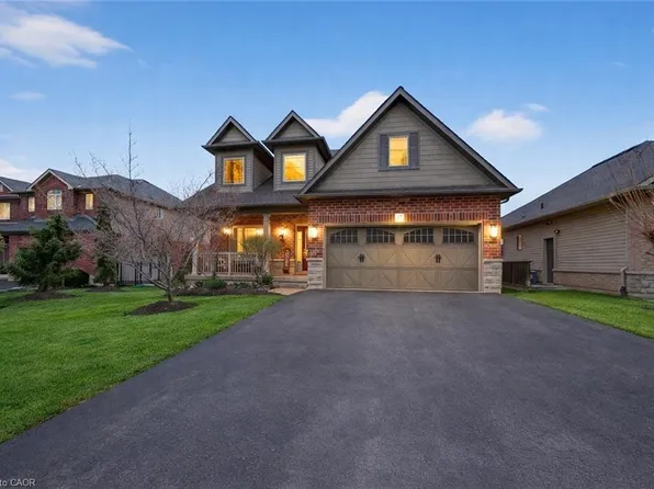 17 Heathcote Ct, Grimsby, ON L3M 0A6