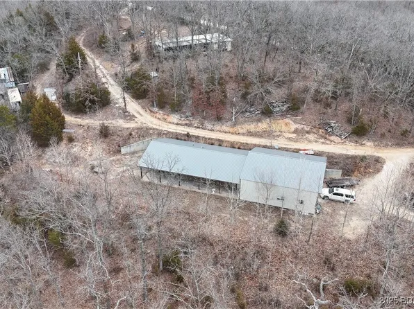 27 Central Hill Rd, Eldon, MO 65026