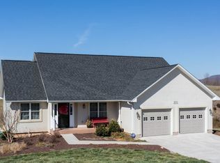 252 Rustic Ave, Broadway, VA 22815