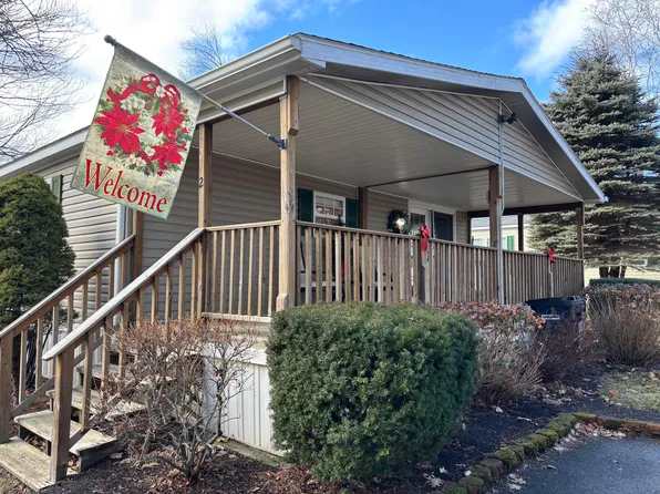 2 Brentwood Drive, Lisbon, ME 04250