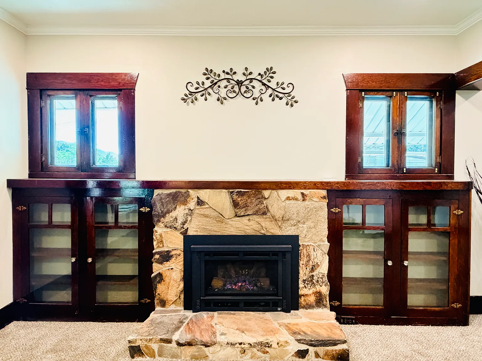 4 bed, 1998 sqft, $1,900 — Photo 4