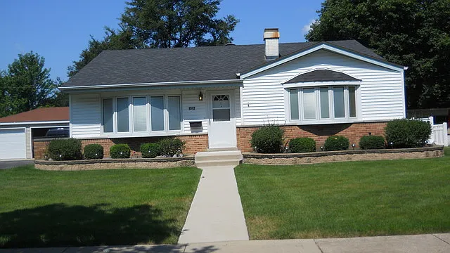 1012 S Charlotte St photo 1