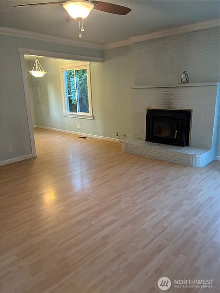 2nd image of 1509 Everett Street
