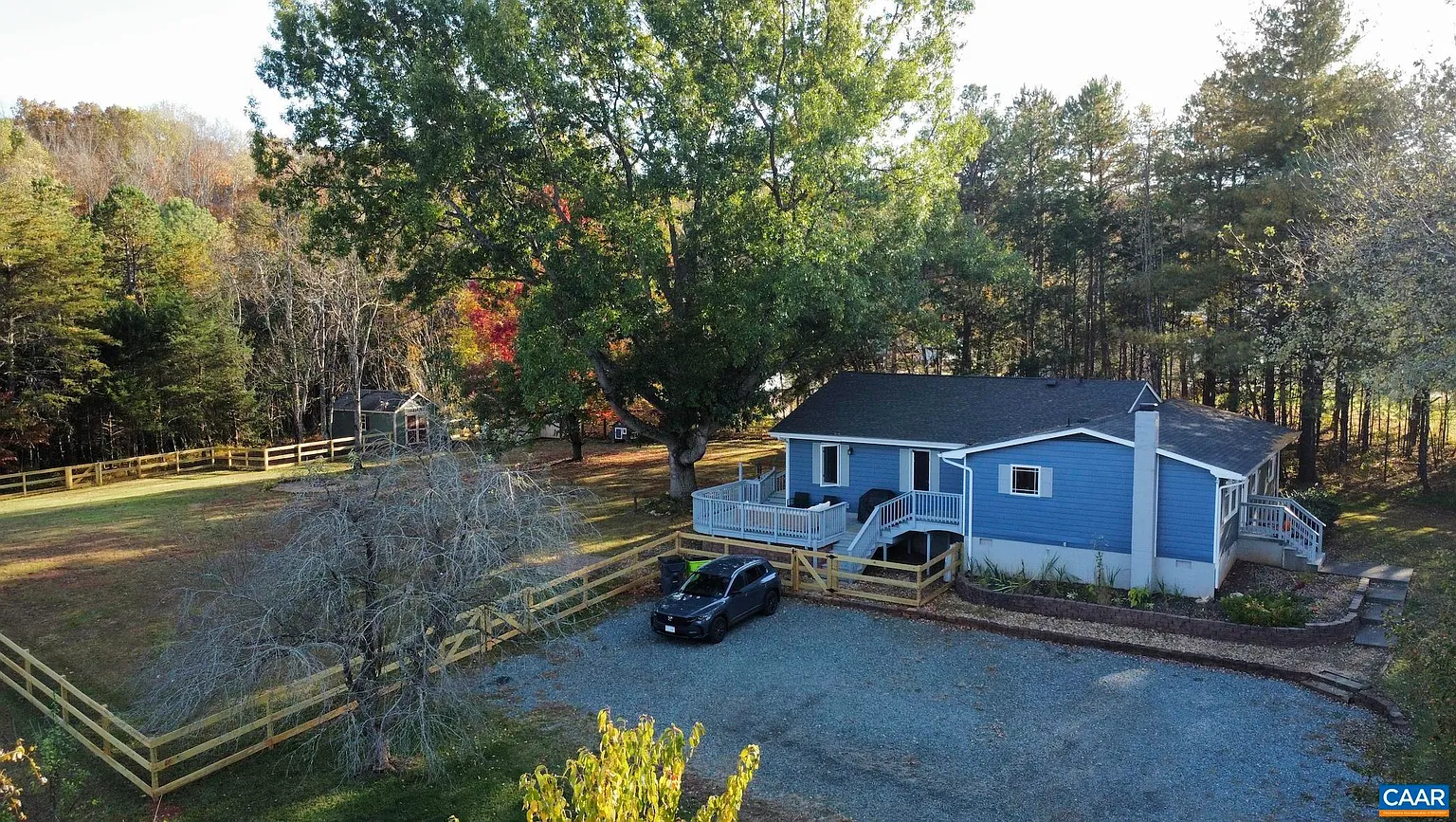 2865 Old Lynchburg Rd photo 1