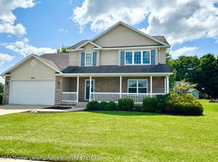 2726 Brigantine Dr, Lansing, MI 48911