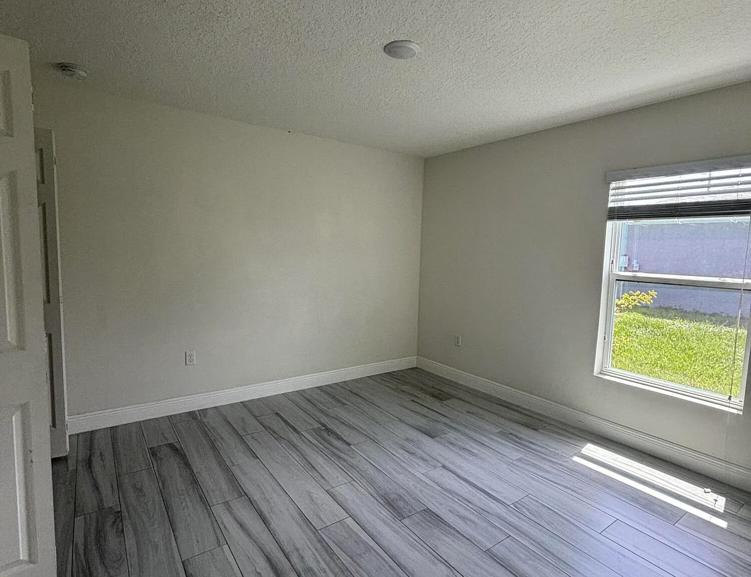 4 bed, 2.0 bath, 2145 sqft, $2,750 — Photo 4