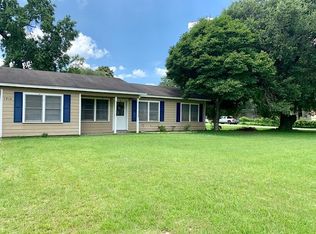1920 Holly Dr, Vidor, TX 77662