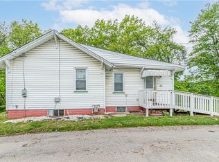 411 Hill St, Ford City, PA 16226
