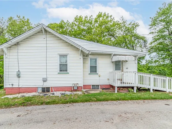 411 Hill St, Ford City, PA 16226