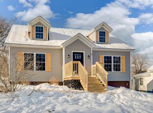 20 Spring St, Broadalbin, NY 12025