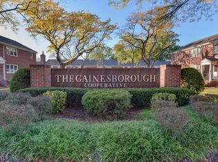 255 Bogert Rd #255-2A, River Edge, NJ 07661