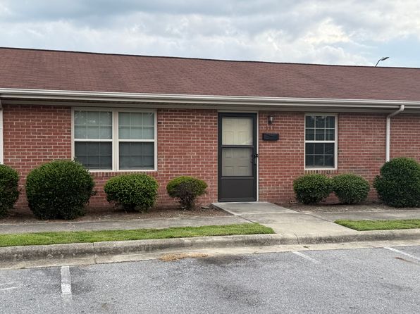 111 Whitley St #111