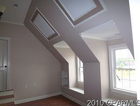 5th image of 3111 McLaren Ln