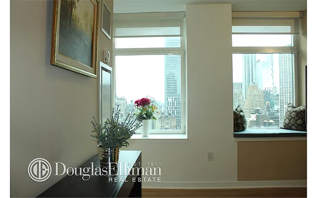 Rented by Douglas Elliman | media 20