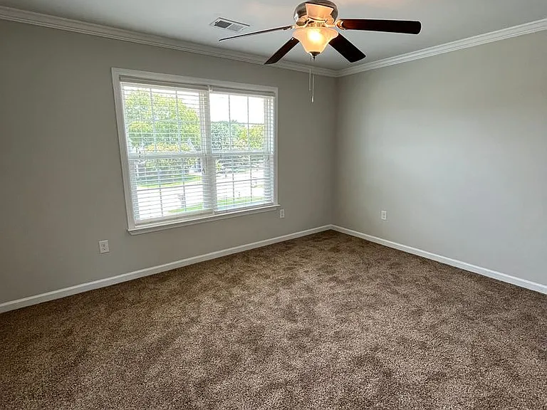 311 Glenlea Ln — Photo 6