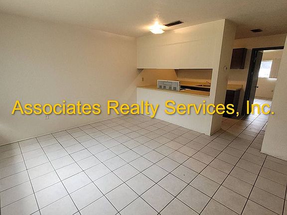 3rd image of 710 NW 16th Ave APT 5