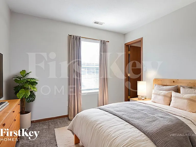 5355 Milhouse Rd — Photo 15