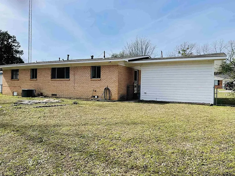 3210 S Donnybrook Ave — Photo 14
