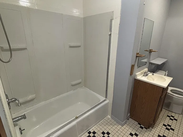 760 Washington Ave #A3 — Photo 7