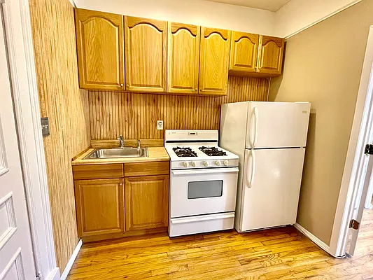 Rented by Remax Real Estate Professionals | media 5