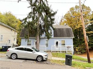 58 Royal Pl, Akron, OH 44310