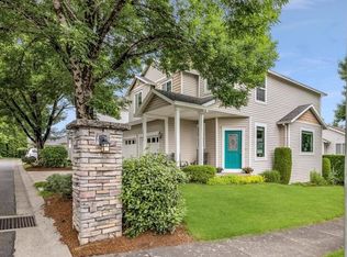 20399 NE Mackenzie Ln, Fairview, OR 97024