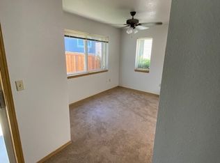 15422 SW Bangy Rd, Lake Oswego, OR 97035
