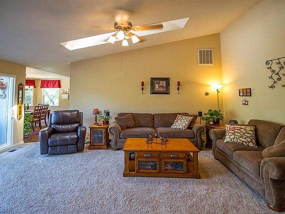4th image of 655 Arbona Cir N
