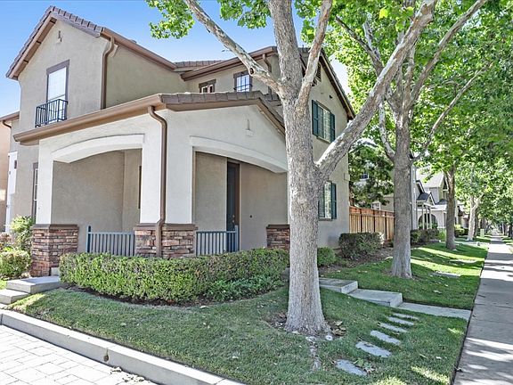 3rd image of 2811 Rubino Cir