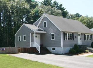 12 Meadowlark Way, Billerica, MA 01821